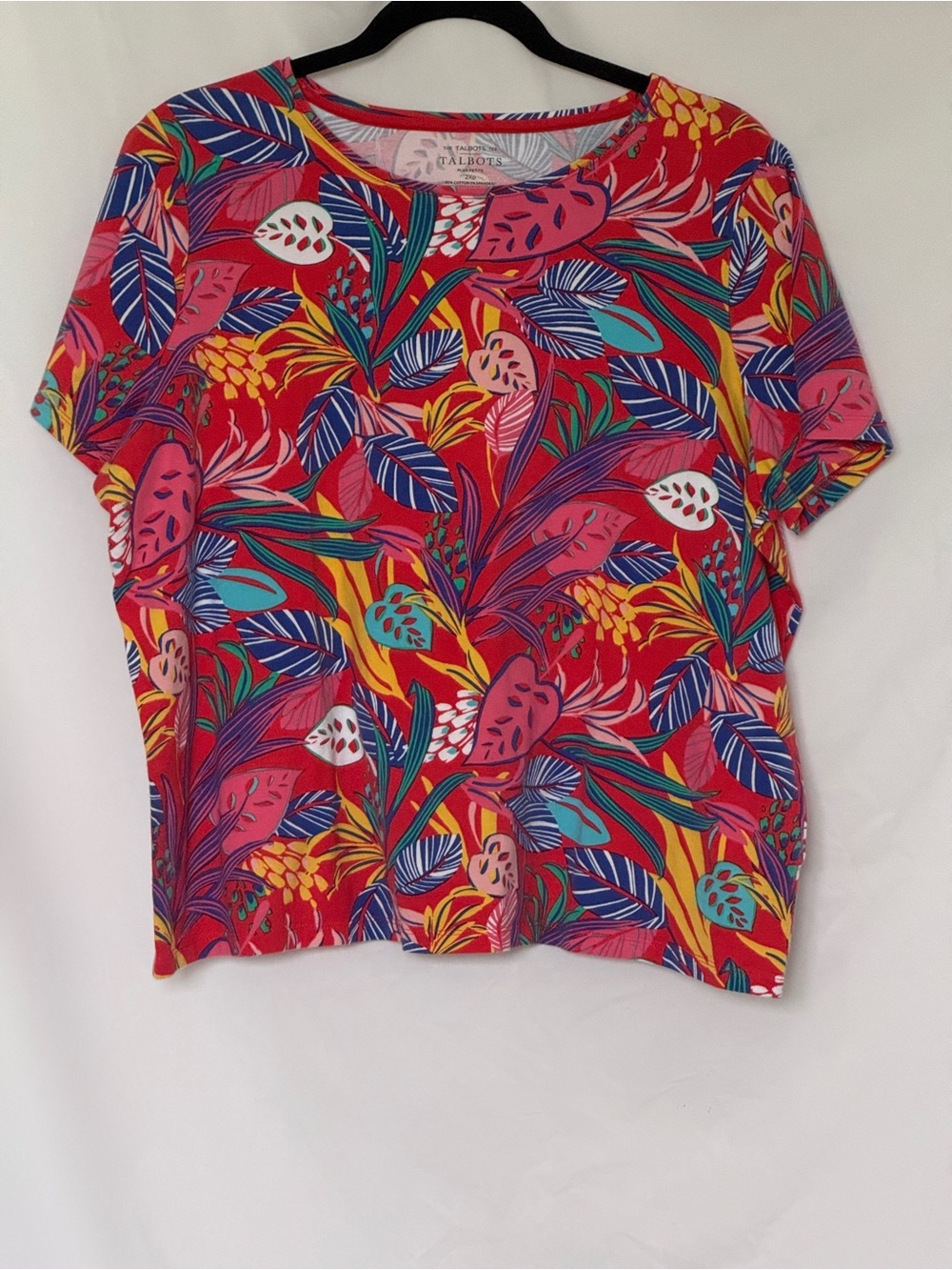 Talbots Red Tropical Leaf Print Short Sleeve Tee